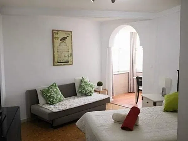 Estudio en calle Walter Bayer, 211