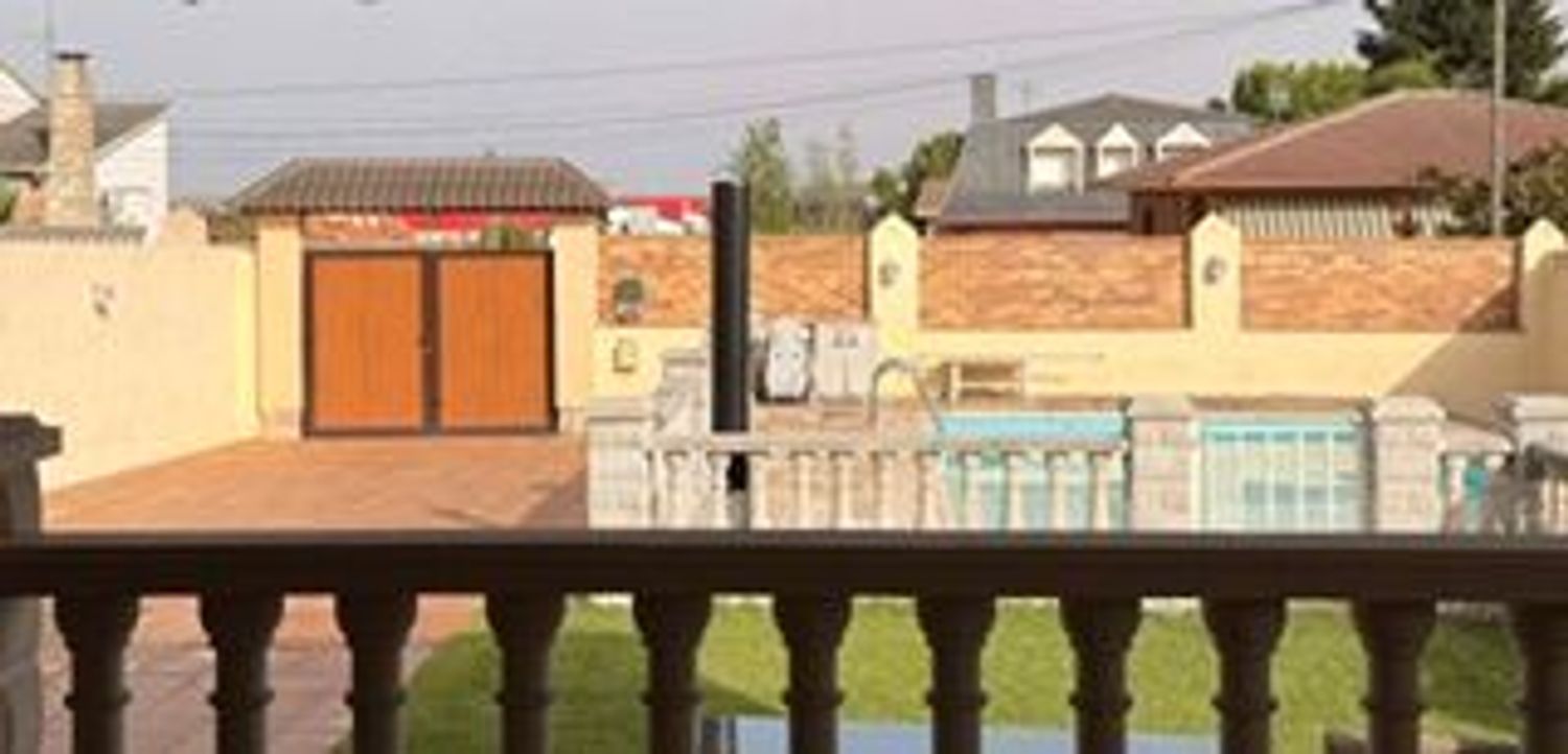 Chalet pareado en Villa del Prado - Foto 25
