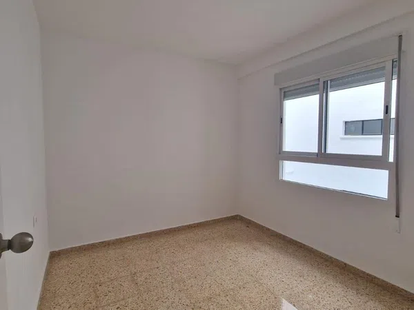 Piso en Calle Hospital - Foto 11