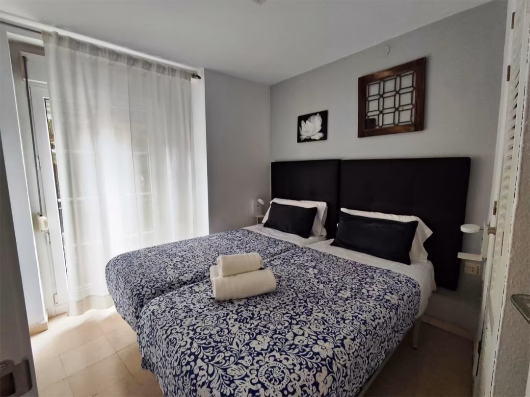 Piso en  Plaza de Santa Ana 6 - Foto 4