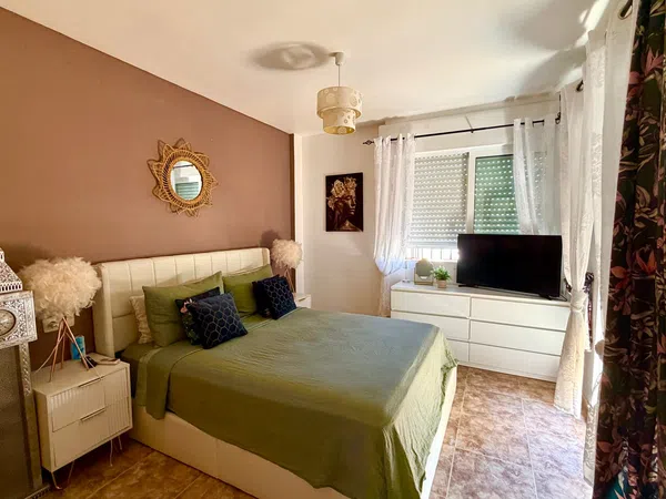 Chalet pareado en Calle Leman, 5, Zona Lago - Los Almendros - Foto 11