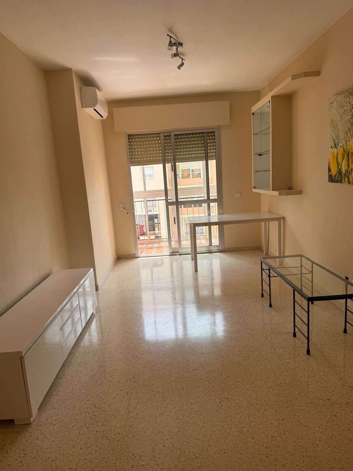 Piso en Avenida de la Mujer Trabajadora, 3 Bloque - Foto 2