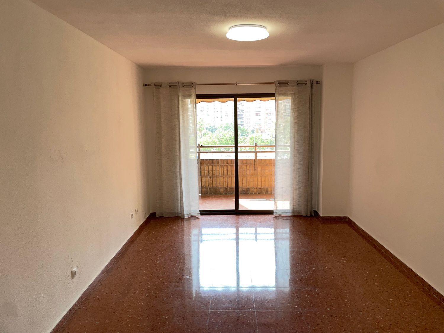 Piso en Calle de la Guàrdia Civil, 23, Benimaclet - Foto 3