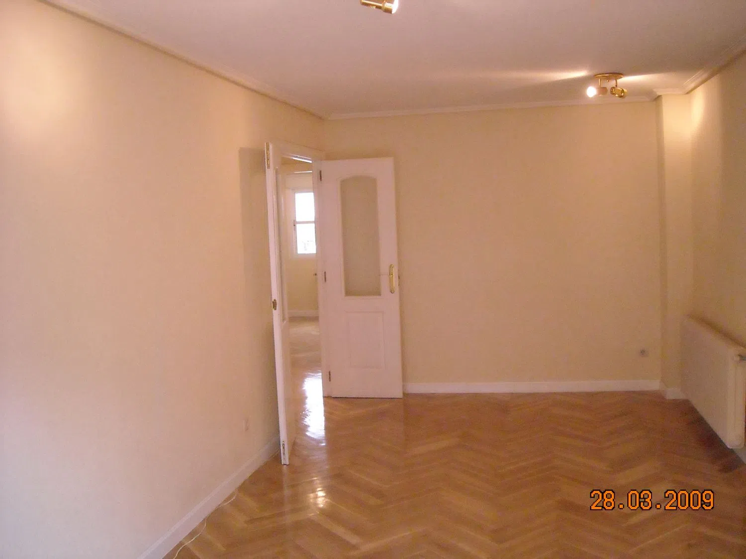Piso en Barrio Tres Olivos - Valverde - Foto 4