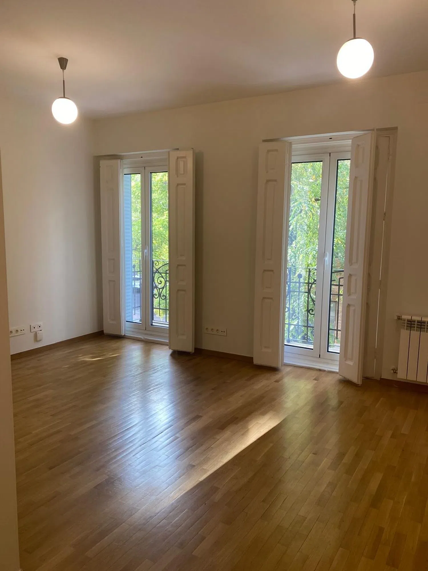 Piso en calle de Bretón de los Herreros, 35 - Foto 1