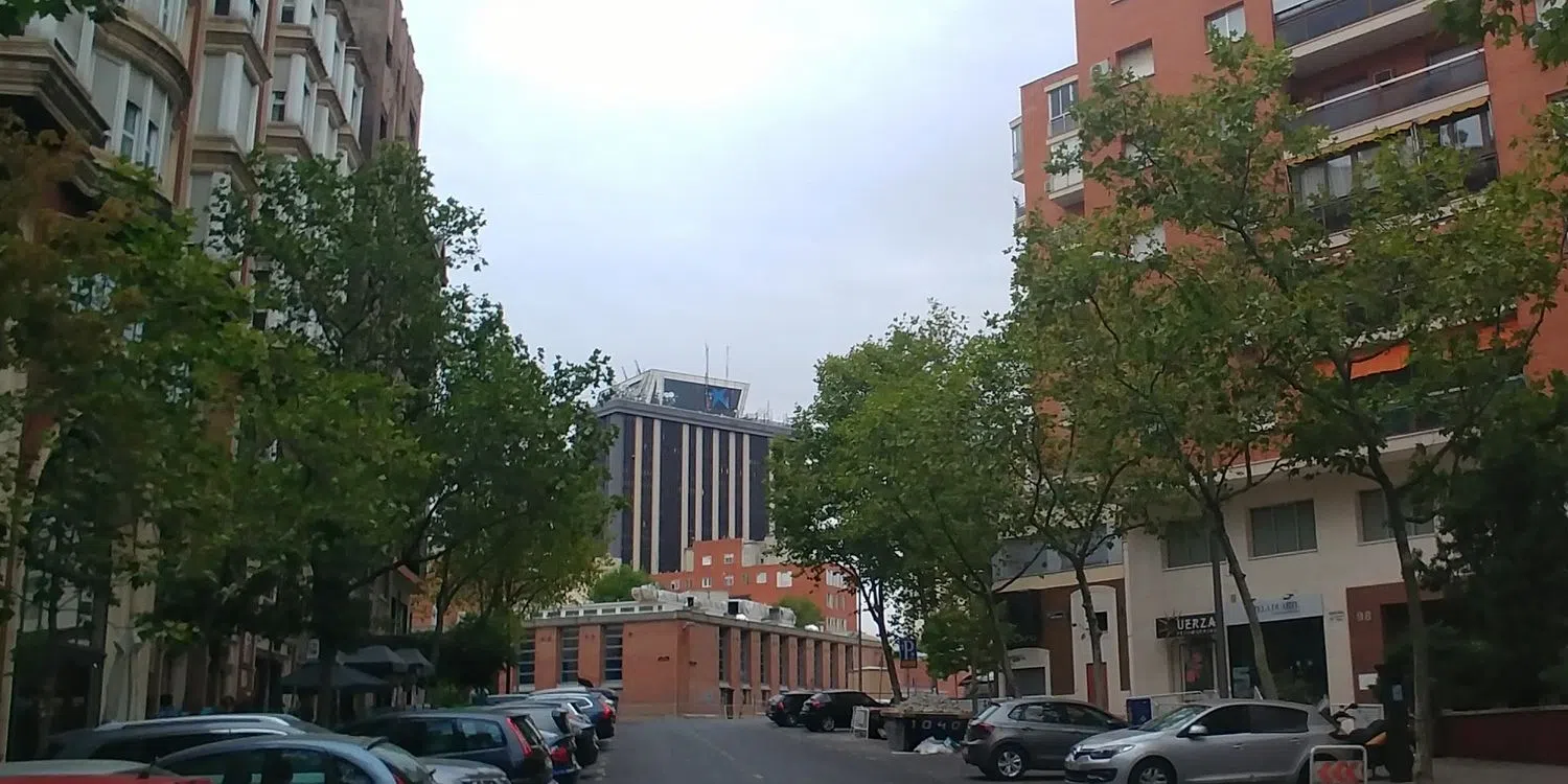 Piso en calle de la Infanta Mercedes, 96 - Foto 25