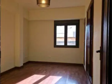 Piso en Calle Ramón Muntaner - Foto 3
