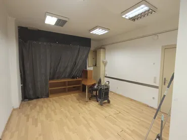 Local comercial en L'Hospitalet de Llobregat - Foto 1