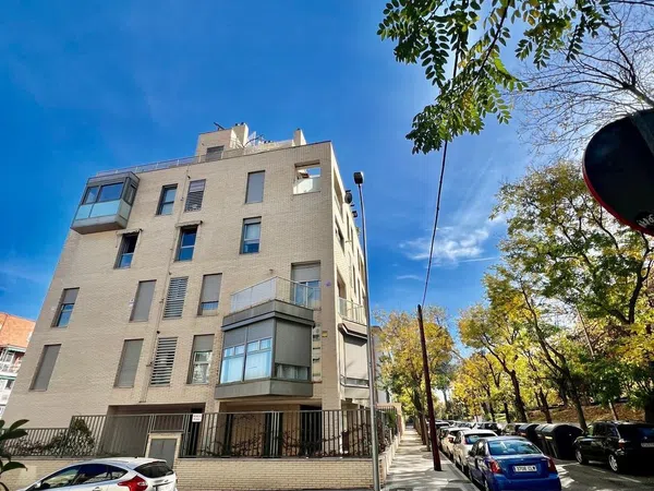 Piso en calle del Diario la Nación, 19