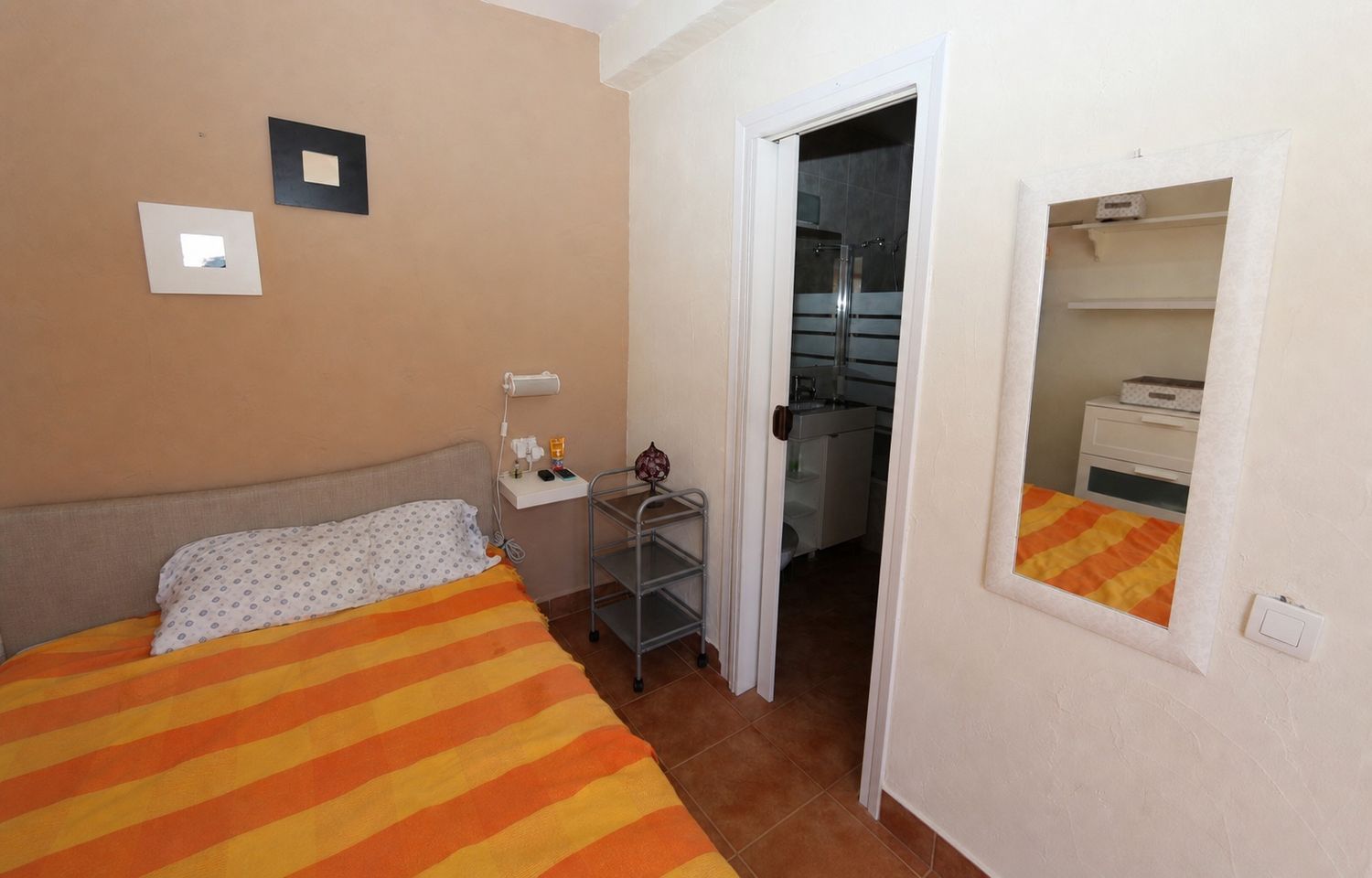 Chalet adosado en Calle Salvador Dalí, 44, La Siesta - El Salado - Torreta - Foto 4