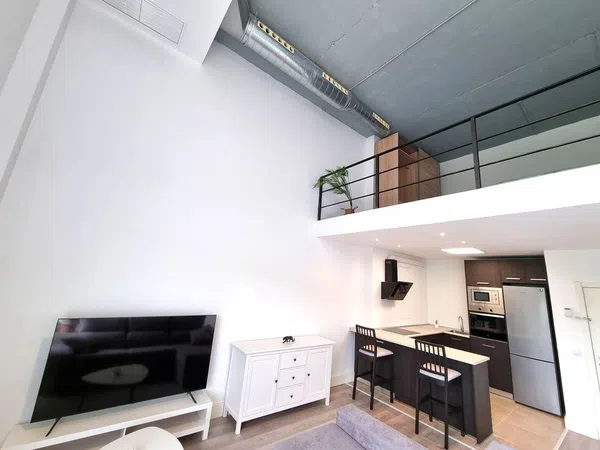 Estudio en Calle Henares, 1 - Foto 1