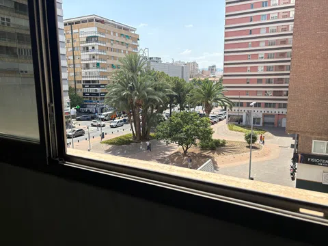 Piso en calle Poeta Cano Pato, 2