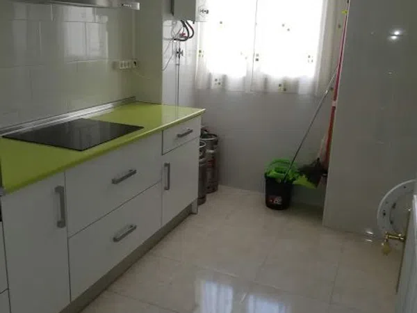 Piso en Calle Martínez de la Rosa - Foto 18