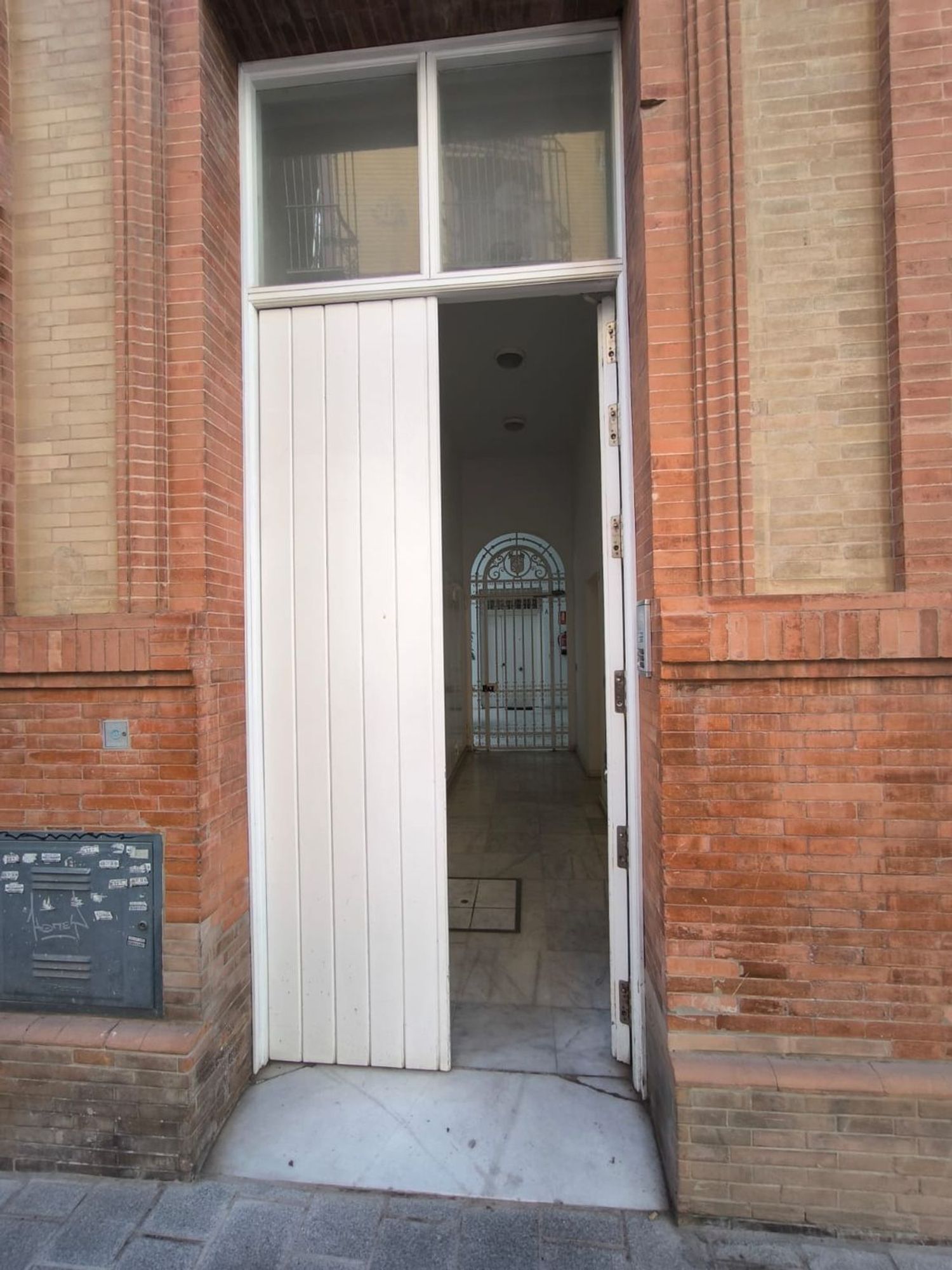 Piso en Calle Teodosio, 25, Plaza de la Gavidia-San Lorenzo - Foto 2