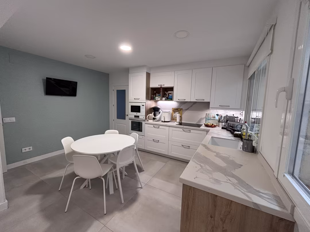 Piso en  Calle de Ruiz Perelló 13 - Foto 5