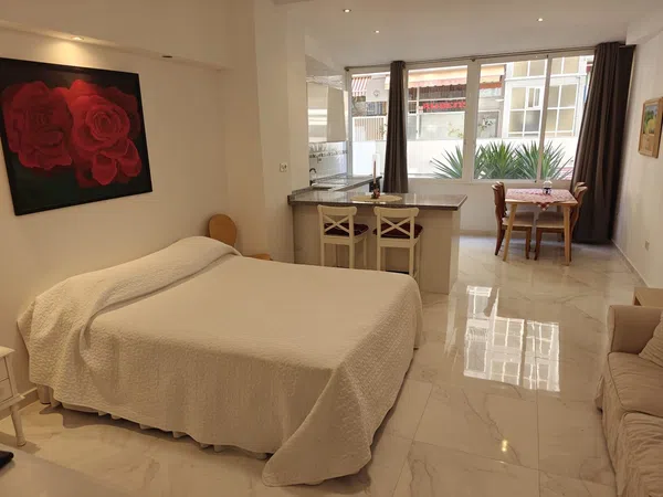 Estudio en Familia Betancourt y molina, 26 - Foto 1