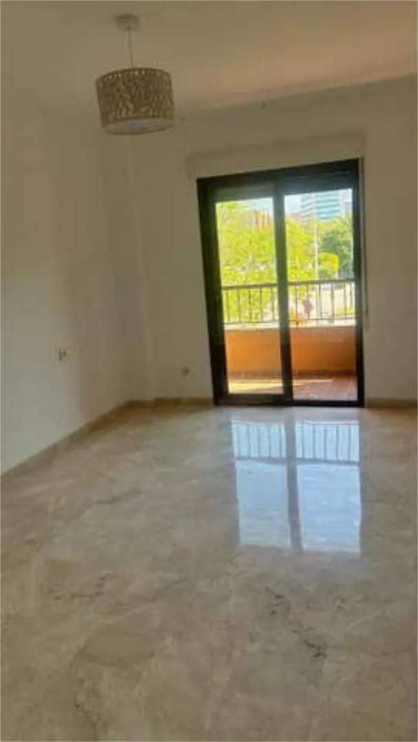 Piso en Barrio de la Cruz - Foto 4