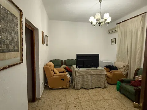 Piso en julio pellicer, 15