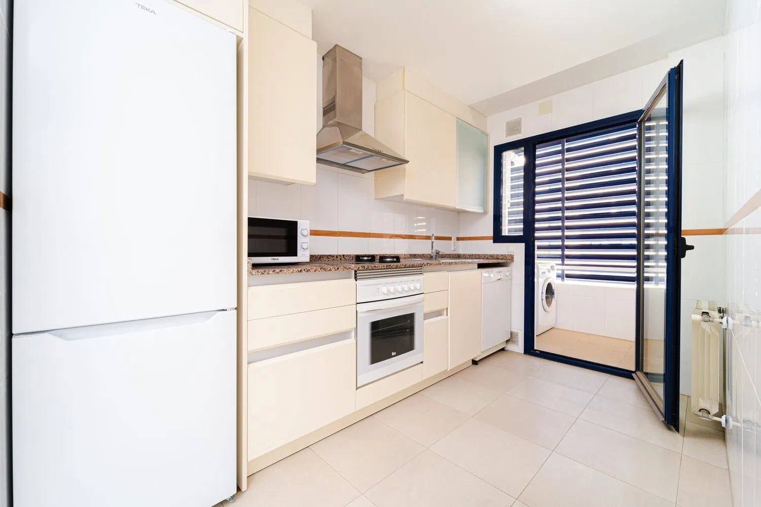 Piso en calle Enfermera Angelina Ceballos Quintanal - Foto 12