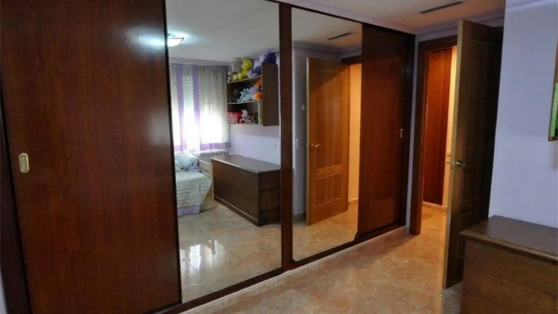 Piso en  Carrer de Carcaixent 4 - Foto 12