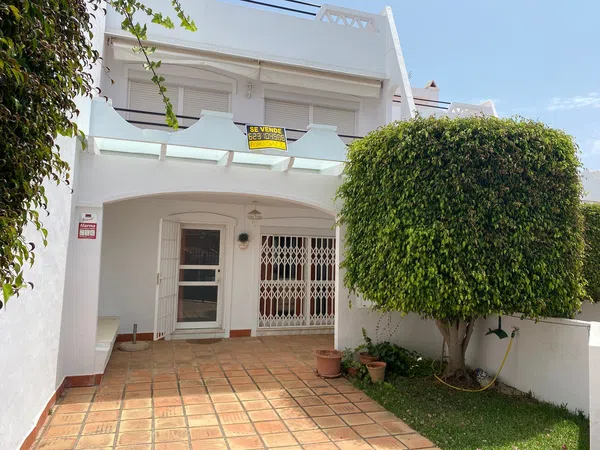 Chalet adosado en Calle Alora, 320, Reserva de Marbella - Foto 3