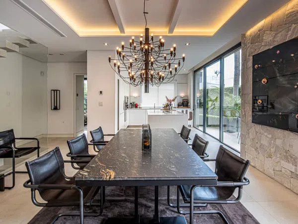 Casa independiente en Barrio La Carolina-Guadalpín - Foto 9