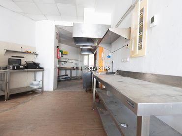 Local comercial en  Juan de Garay - Foto 4
