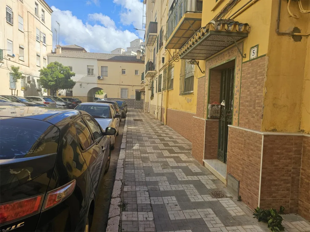 Piso en  Calle Teniente Salvio Ravassa 1 - Foto 10