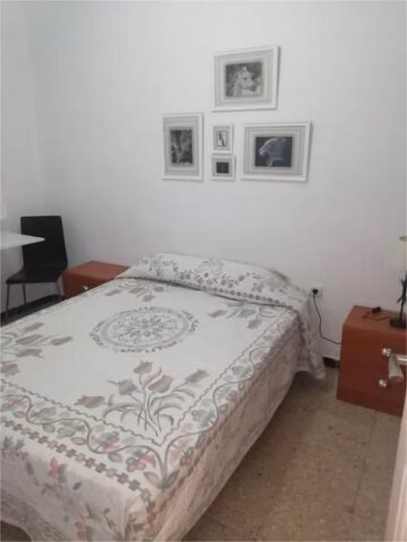 Piso en Reina Mercedes - Foto 2