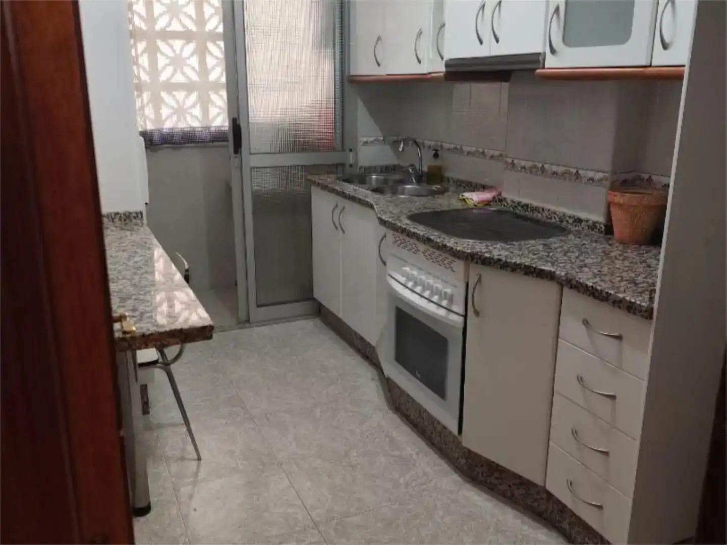 Piso en  Avenida Ricardo Carapeto Zambrano 39 - Foto 9