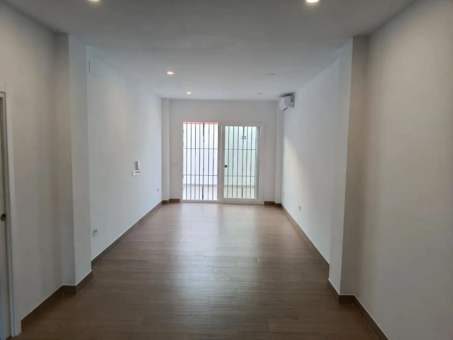 Piso en  Calle Picos de Aroche 49 - Foto 4