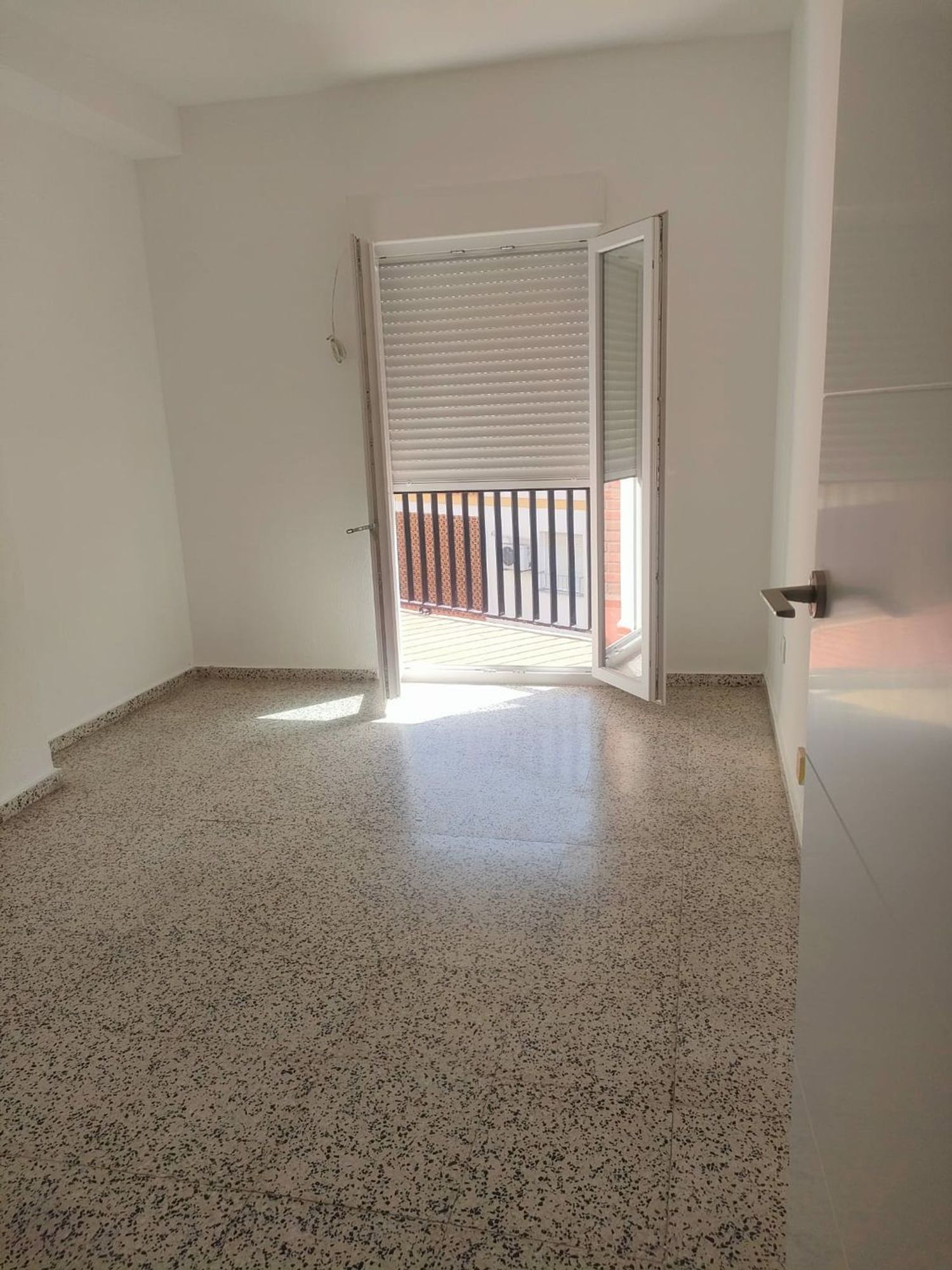 Piso en Calle almogavares, 60, Valdeolleros - Zumbacón - Camping - Foto 5