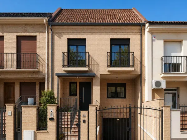 Chalet adosado en Calle de Puerto Rico, 17, Hispanoamérica - Comunidades, Hispanoamérica - Comunidades - Foto 1