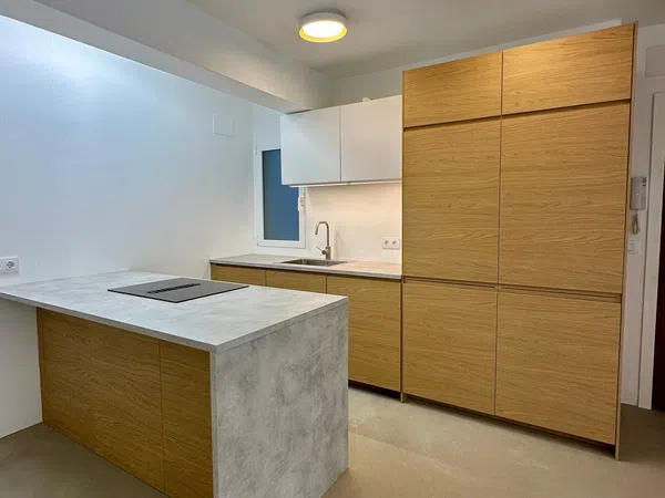 Piso en calle de Jerónima Galés, 16