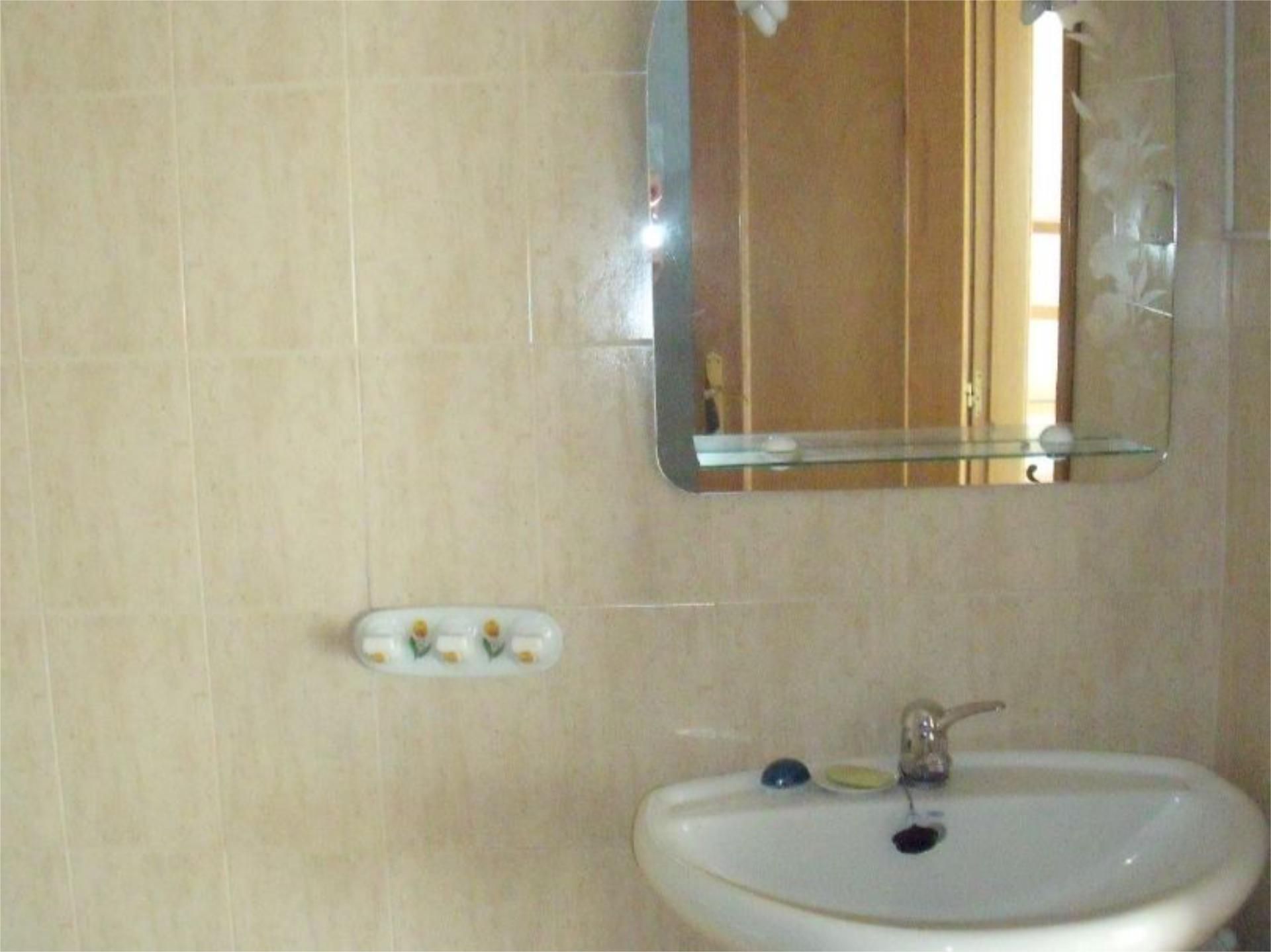 Piso en  Avenida de Honorio Lozano 53 - Foto 25