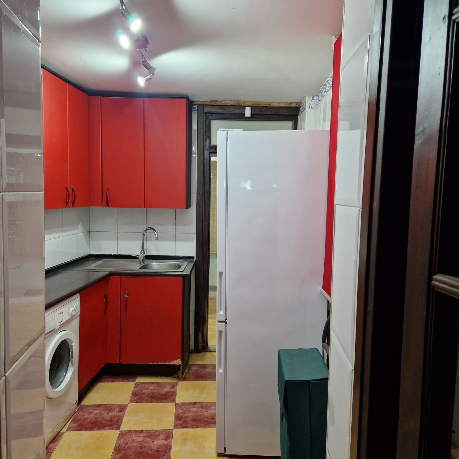 Estudio en calle de Ramón Pignatelli, 68 - Foto 11