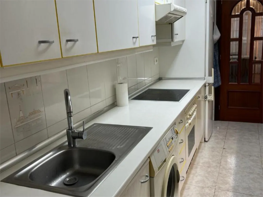 Piso en  Rúa do Doutor Corbal 15 - Foto 2