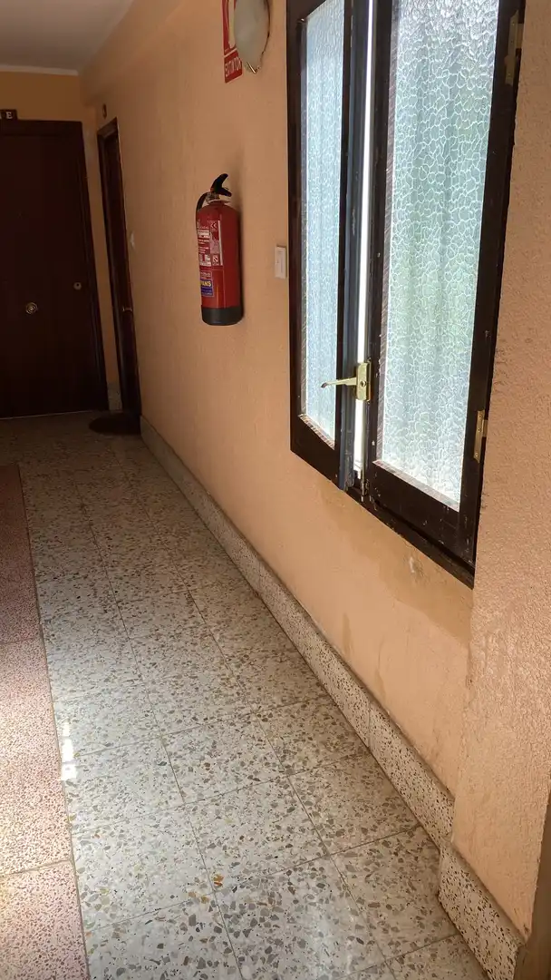 Piso en  Calle de El Castellar 13 - Foto 3