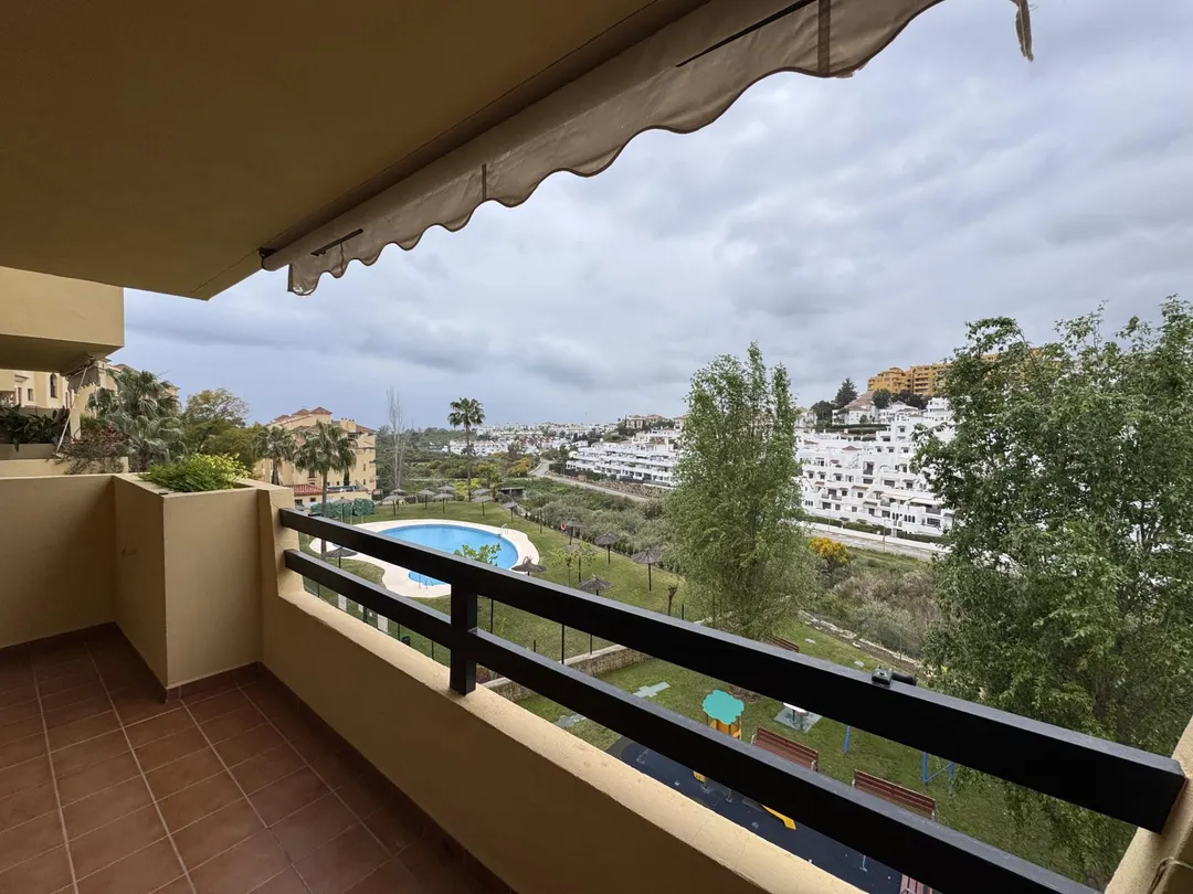 Piso en  Calle Alcaucín 7 - Foto 2