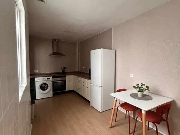 Piso en Calle José María Izquierdo, 3, Cruz Roja - Capuchinos - Foto 3