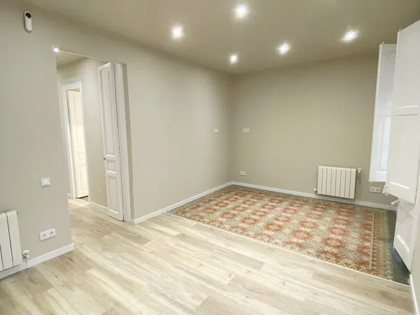 Piso en Barrio El Poble Sec - Parc de Montjuïc - Foto 2