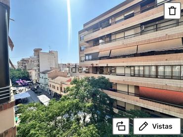 Piso en  Avinguda de la Llibertat 68 - Foto 8