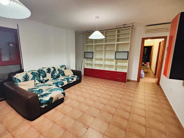 Piso en calle Pintor Velázquez, 22