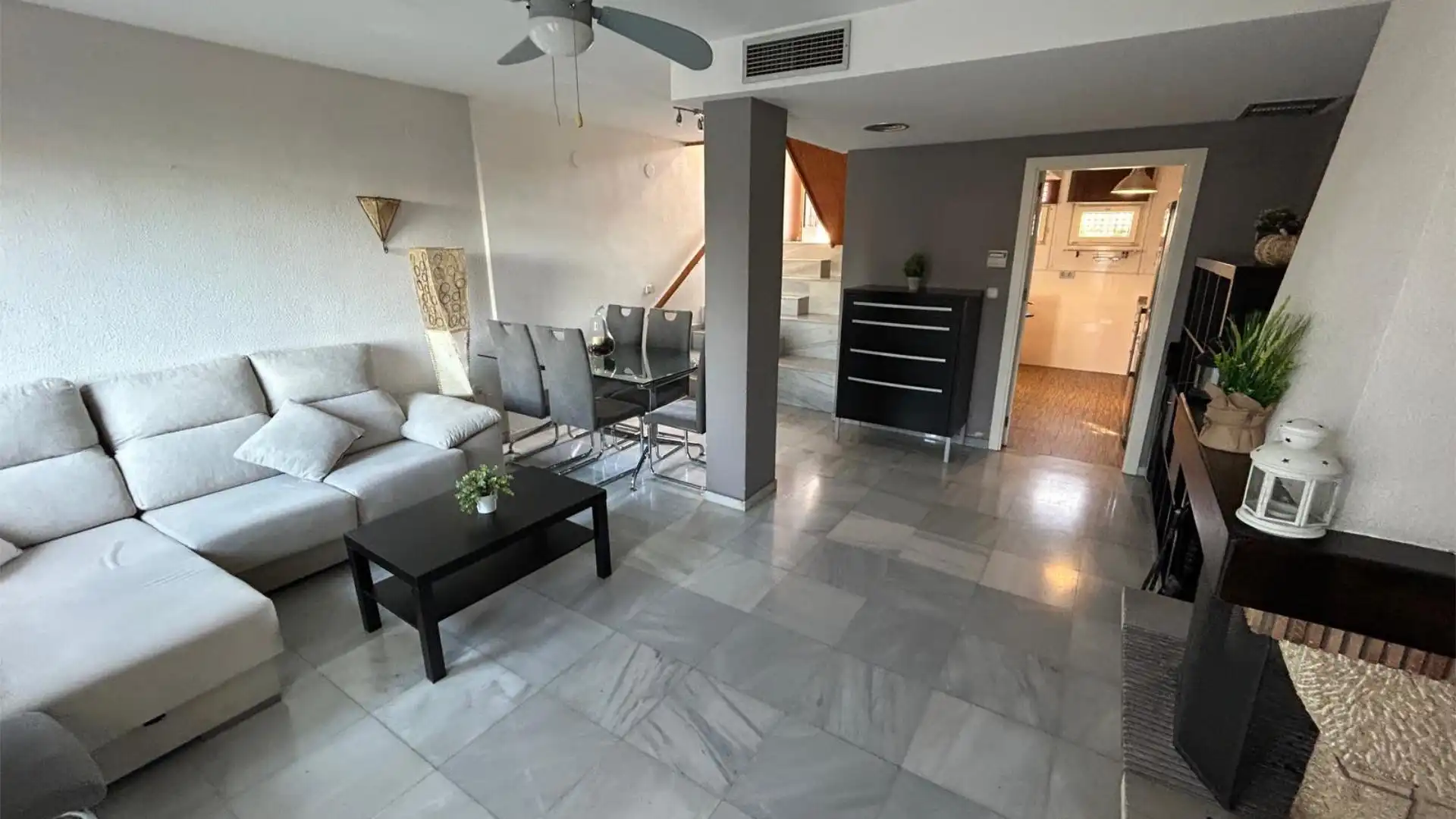 Casa adosada en  Calle Campo de Golf 10 - Foto 7