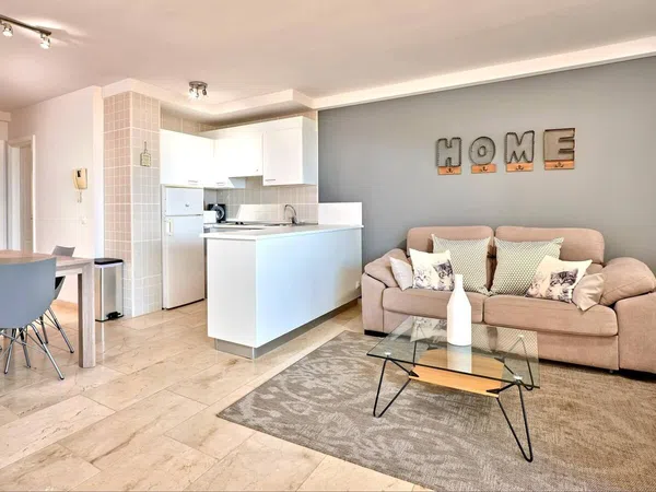 Piso en avenida palm mar, 66