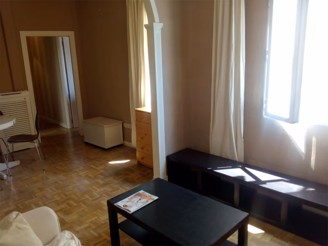 Piso en  Calle de Joaquín María López 9 - Foto 5