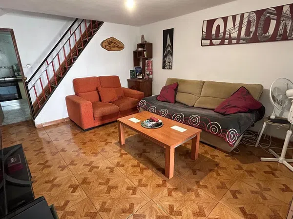 Casa independiente en calle de Vedra, 20