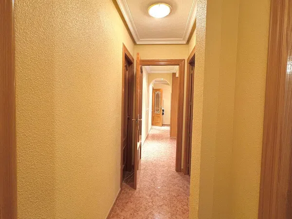 Piso en calle de la Constitució, 4 - Foto 6