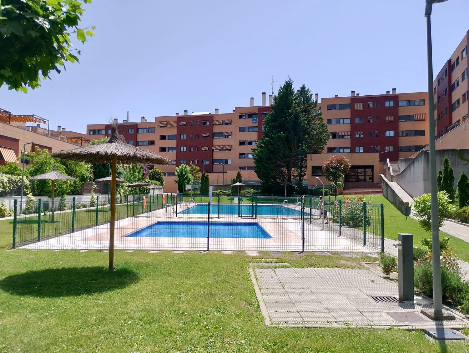 Piso en avenida de la Dehesa, 2 - Foto 2