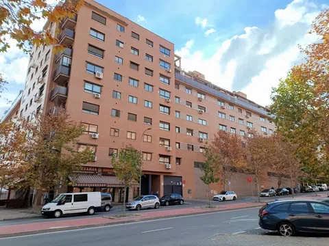 Piso en calle de Minerva, 79 b